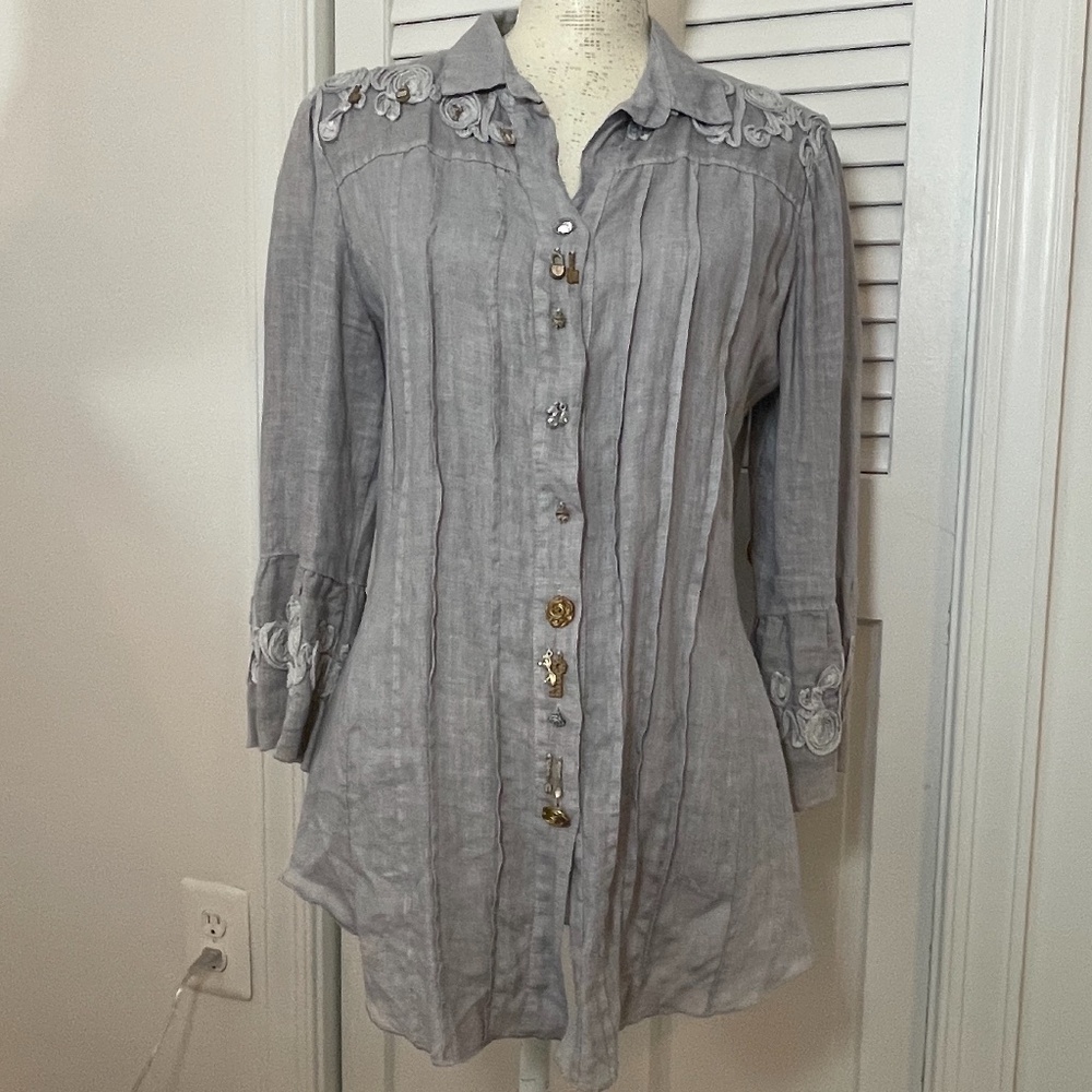 Embellished French Linen Shirt in Grey/Blue-Woman's Size 6 - charms for buttons